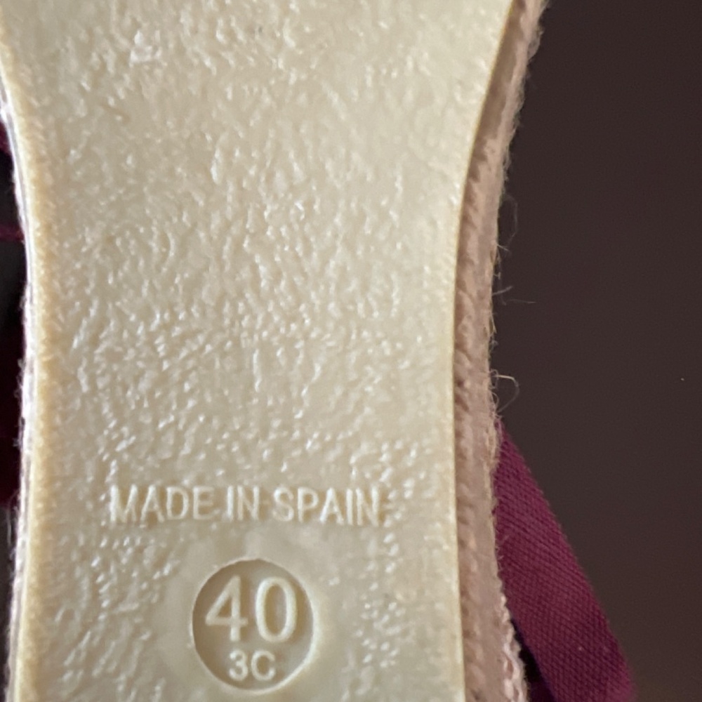 Shoes - Picture 3 of 5